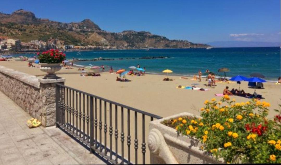 Apartmán Arcadia Golden Bay Giardini Naxos Exteriér fotografie