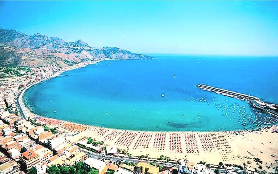Apartmán Arcadia Golden Bay Giardini Naxos Exteriér fotografie